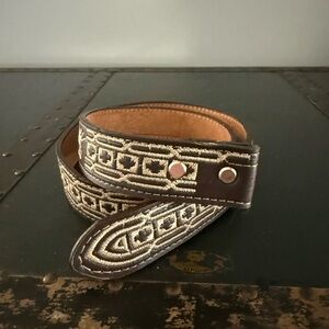 YAC Western Cowboy Belt Embroidered  No Buckle Leather Genuine Made In Mexico